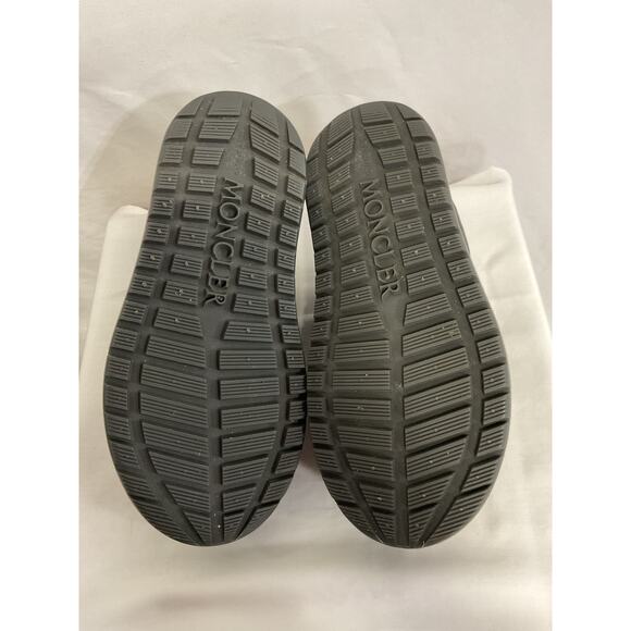 Moncler 'Gaia' Puffer Black Slides - Size 8 - Picture 5 of 5